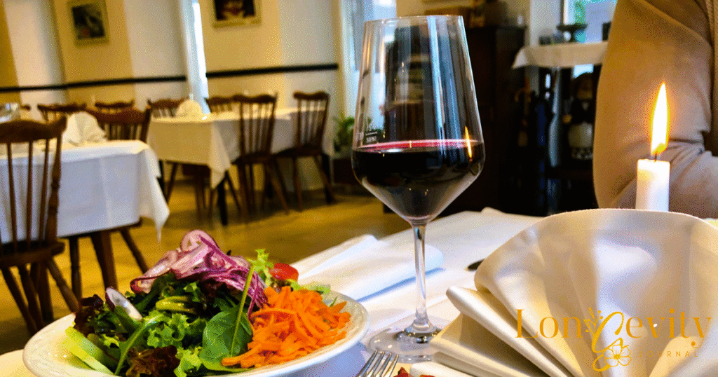 Täglich ein Glas Rotwein als Teil der Longevity Diet, gesund oder nicht?